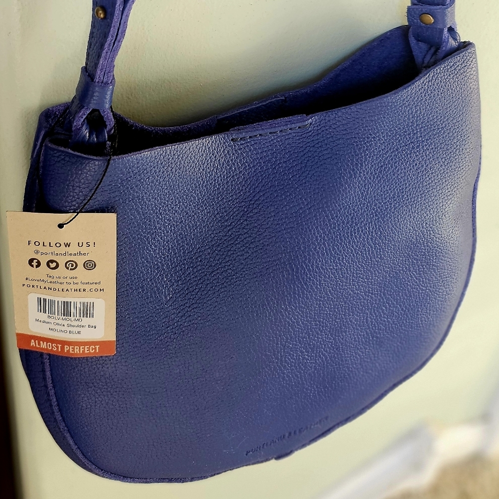 Portland Leather med. Molino Blue Olivia Leather Shoulder Bag